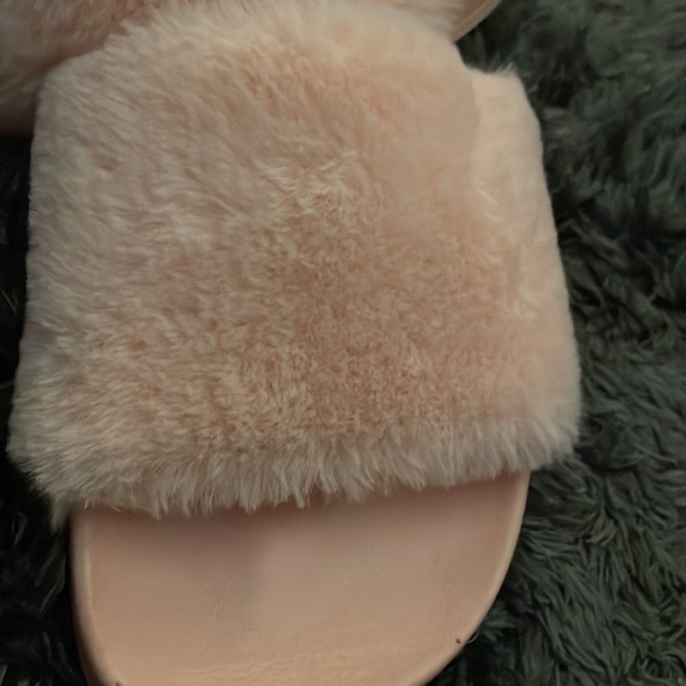Fuzzy slides - Picture 3 of 9